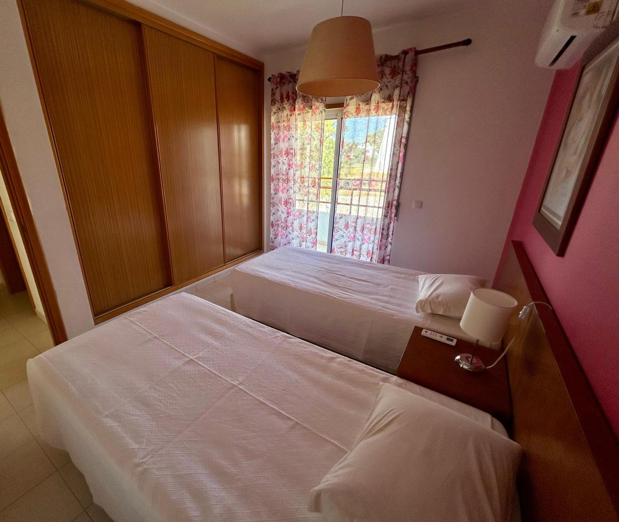 Apartamentos Santa Teresinha 阿尔沃尔 外观 照片