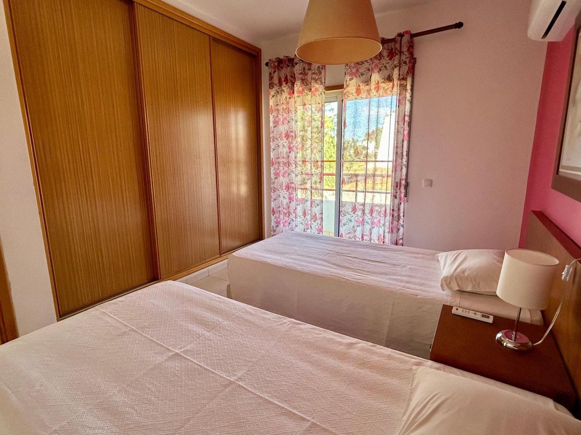 Apartamentos Santa Teresinha 阿尔沃尔 外观 照片