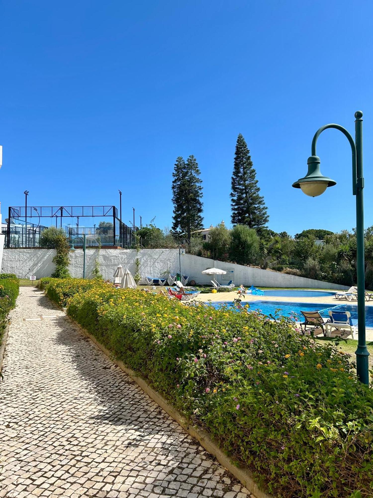 Apartamentos Santa Teresinha 阿尔沃尔 外观 照片