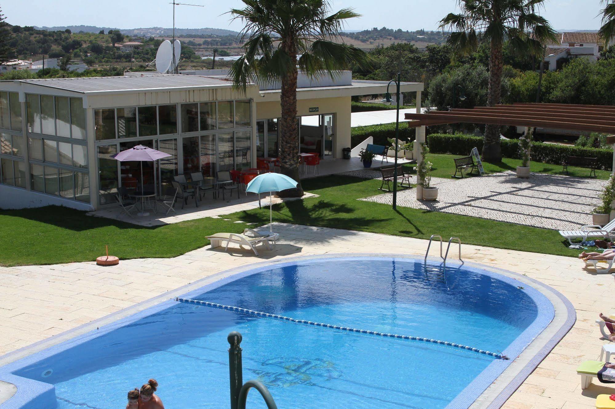 Apartamentos Santa Teresinha 阿尔沃尔 外观 照片